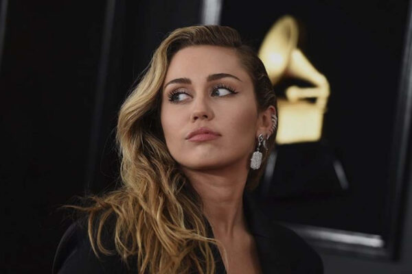 Miley Cyrus Plans To Offer Entertainment Services, Virtual Apparel, Cosmetics In The Metaverse.