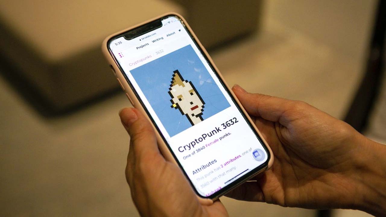 NFT investor mistakenly burns $135,000 CryptoPunk while borrowing money