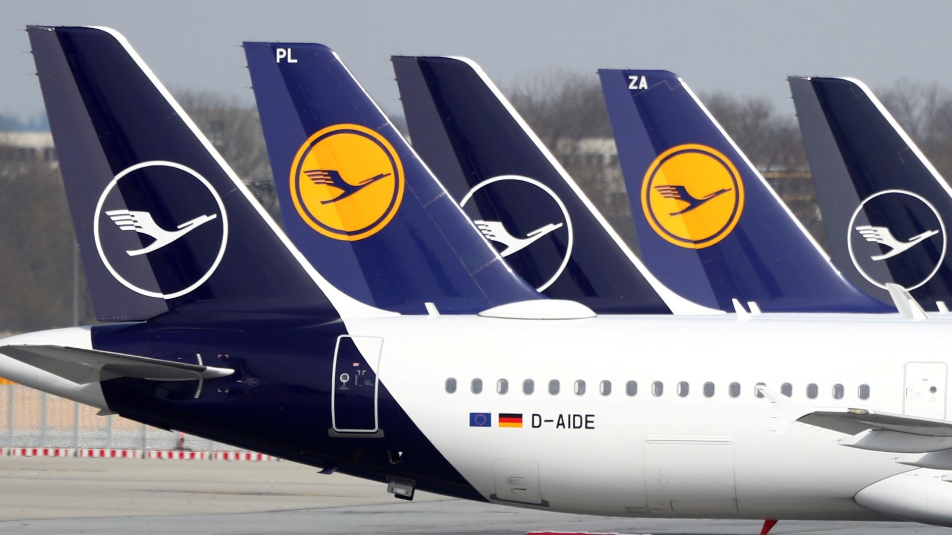 Lufthansa Soars Into Web3 With Uptrip NFT Loyalty Program for Frequent Fliers